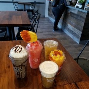 Meet your Posher, Than